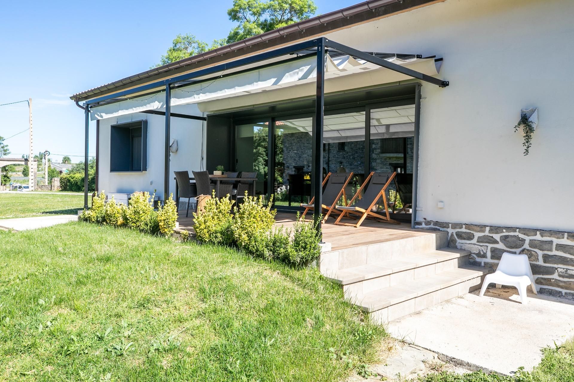 Terraza de Finca rústica en venta en Jaca con Calefacción, Jardín privado y Parquet