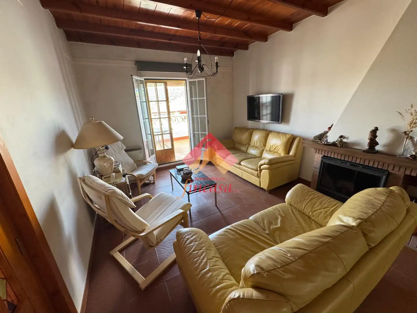 Sala d'estar de Casa o xalet en venda en Ronda amb Calefacció, Terrassa i Moblat