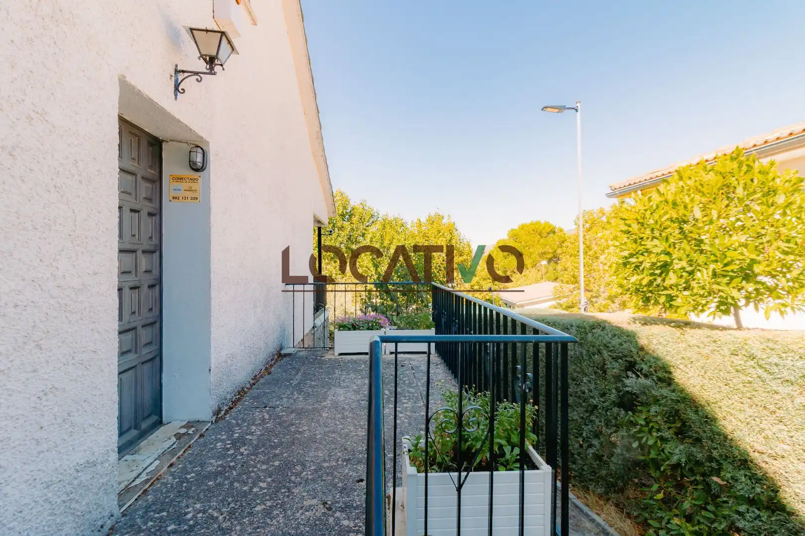 Vista exterior de Casa o xalet en venda en Robledo de Chavela amb Calefacció, Jardí privat i Traster
