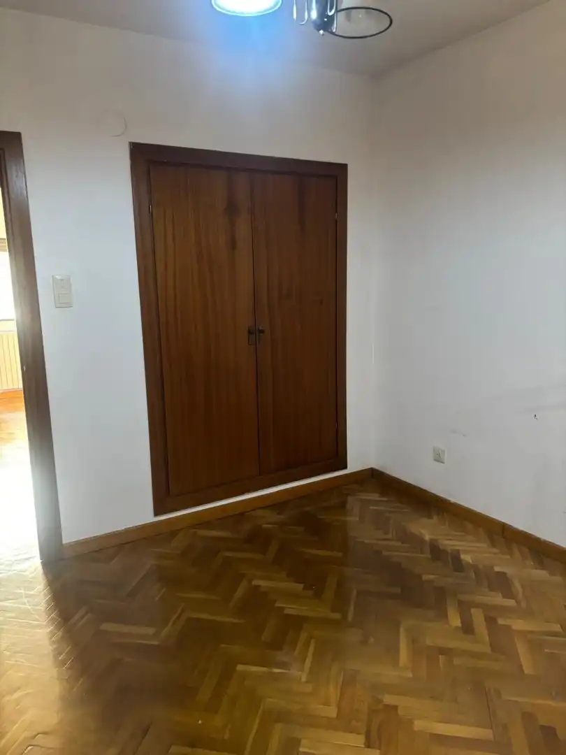 Habitación de Dúplex en venta en Zaragoza