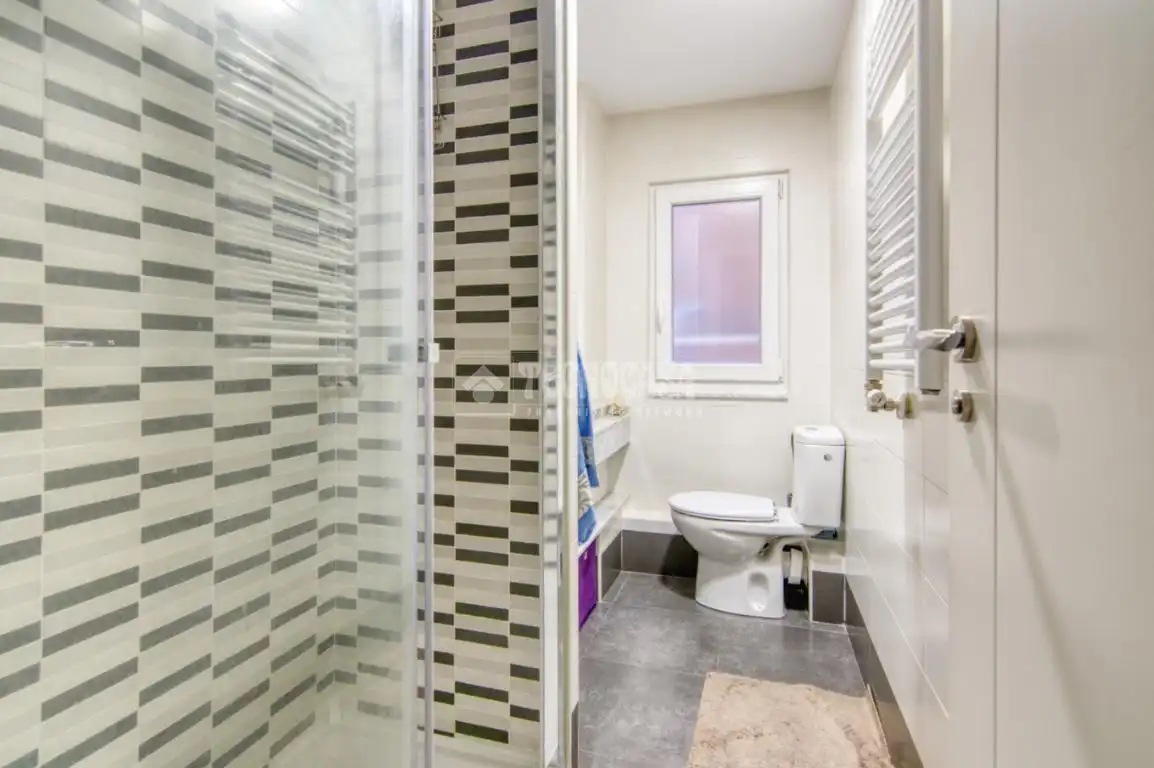 Baño de Piso en venta en Salamanca con Aire acondicionado