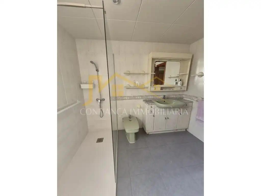 Bathroom of Flat for sale in Calella