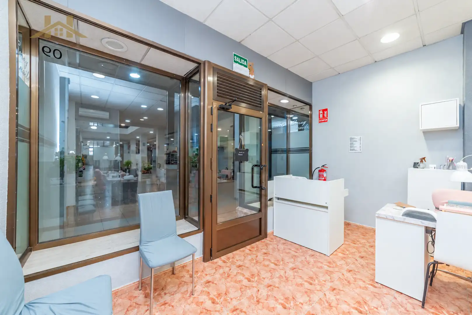 Business premises for sale in Avenida Juan Gris, imagen 7