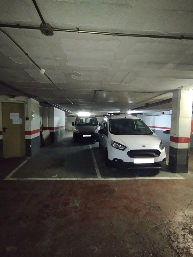 Garage to rent in Carrer de Gomis, 38, Vallcarca i els Penitents, Gràcia