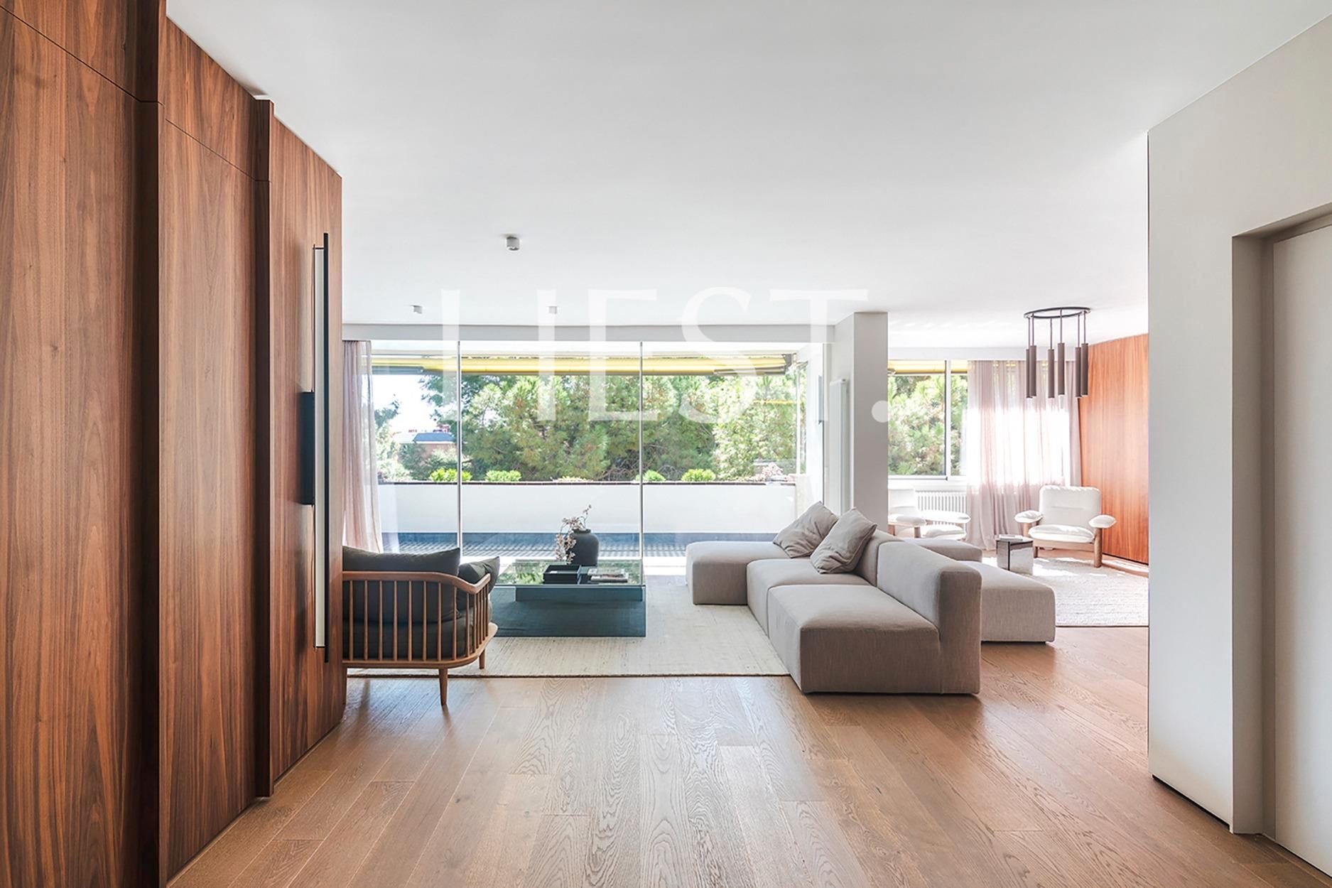 Sala d'estar de Pis en venda en  Barcelona Capital amb Aire condicionat, Calefacció i Parquet