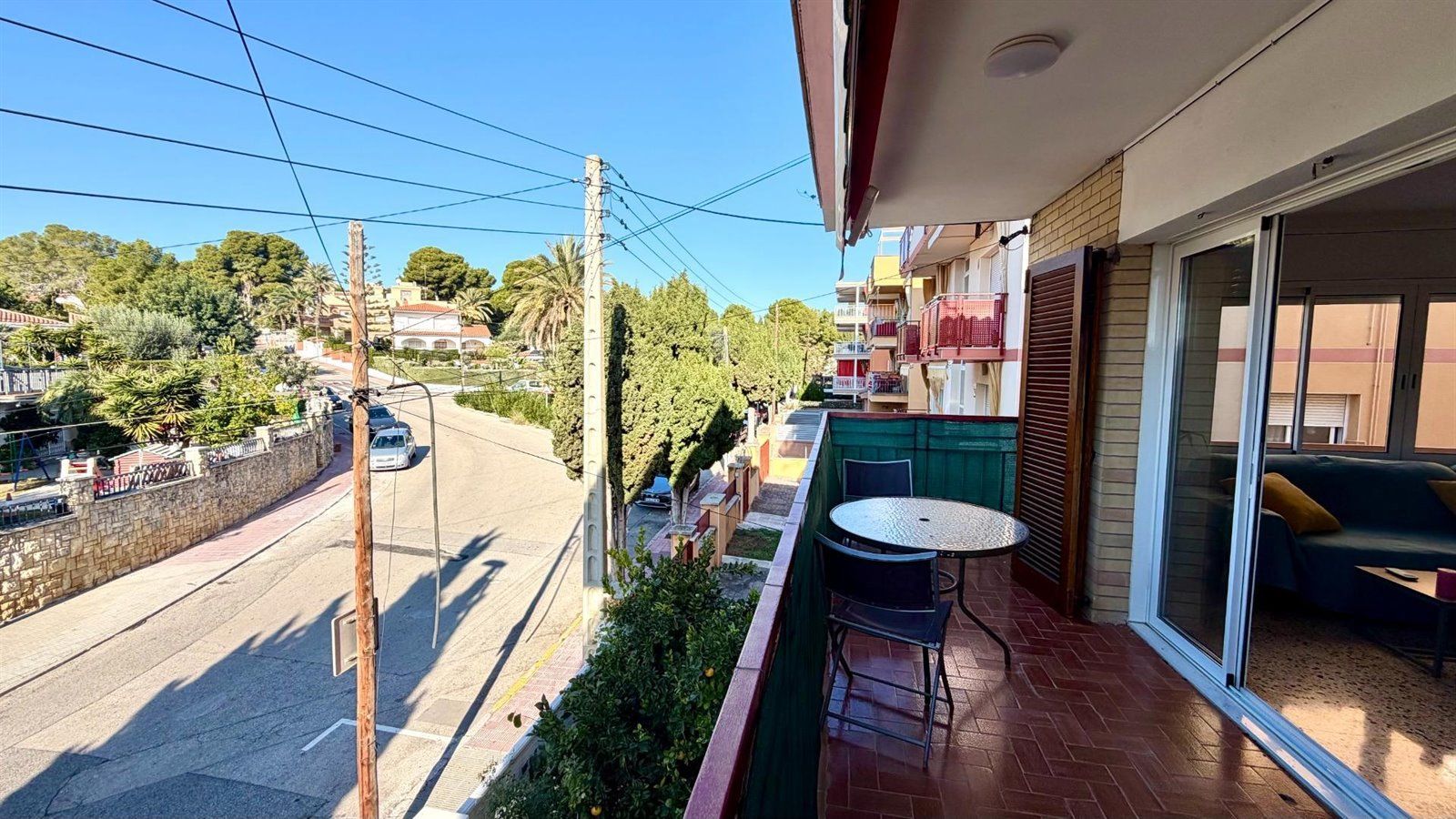 Vista exterior de Piso en venta en Cunit con Aire acondicionado, Calefacción y Terraza