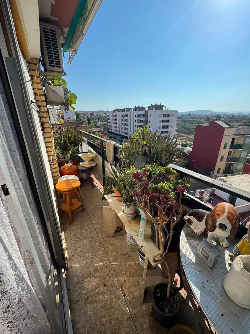 Terraza de Piso en venta en Torrent con Amueblado y Balcón