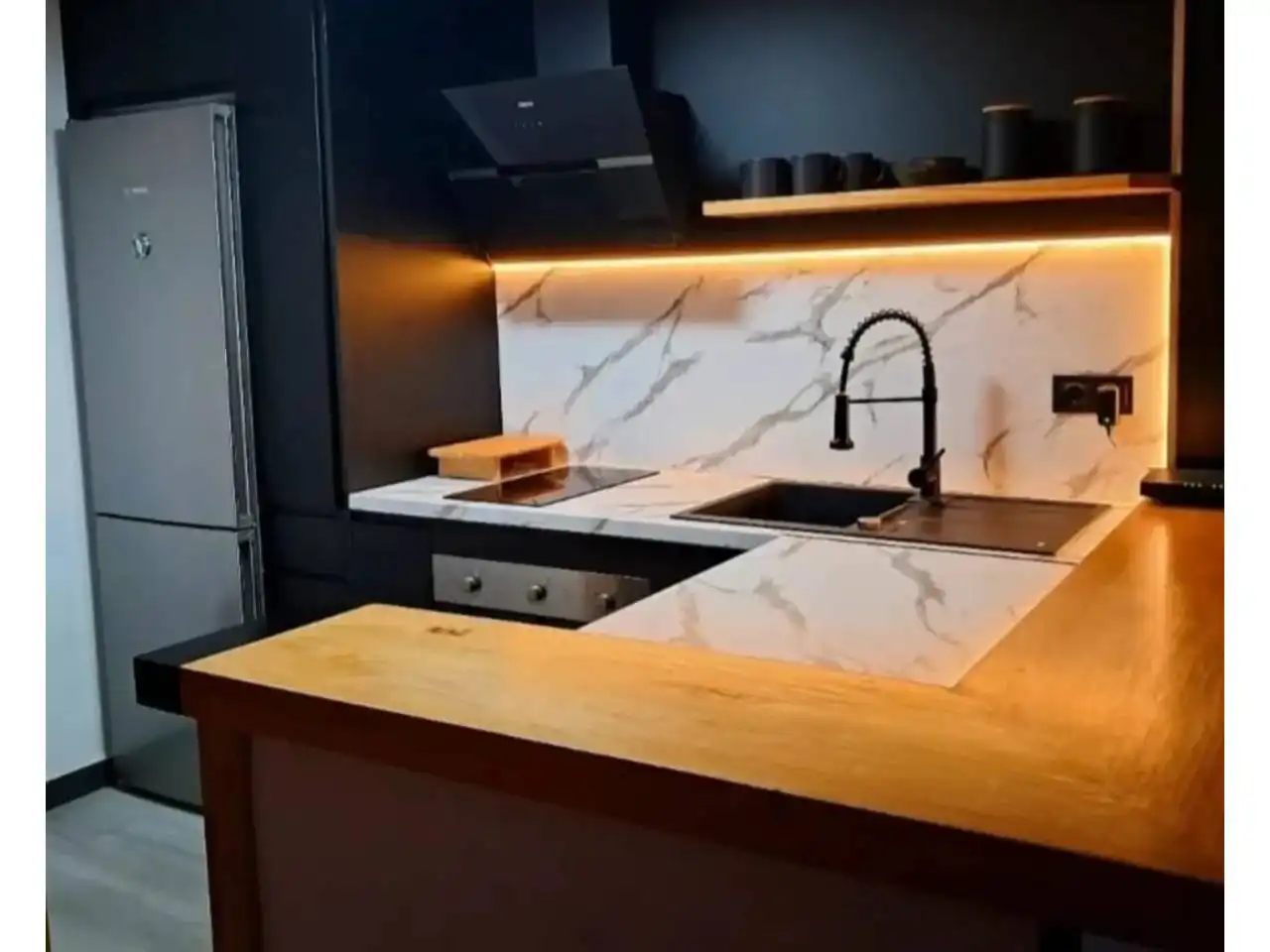 Apartament amb terrassa en venda a El Pinillo, imagen 3