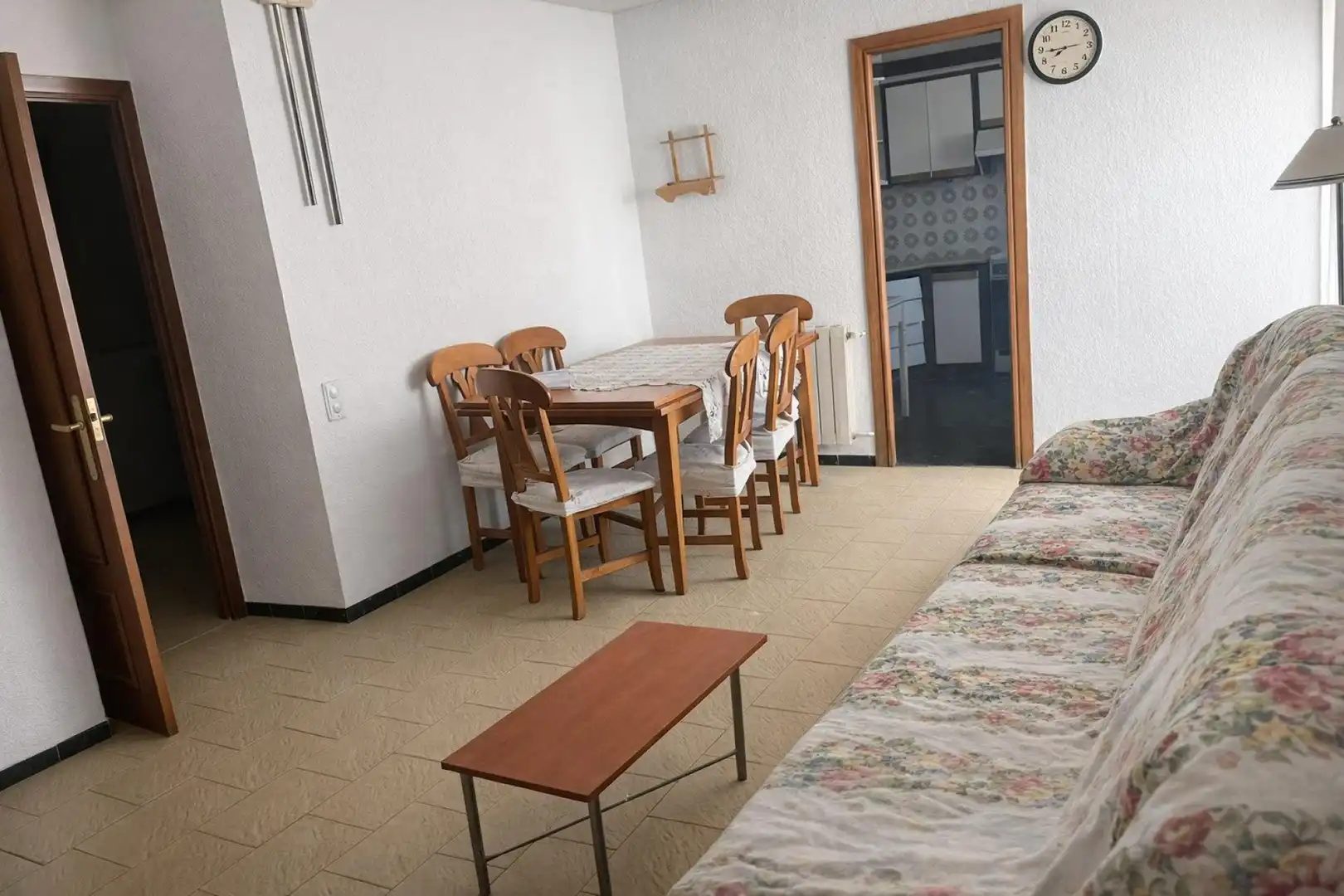 Sala de estar de Casa adosada en venta en Almansa con Terraza