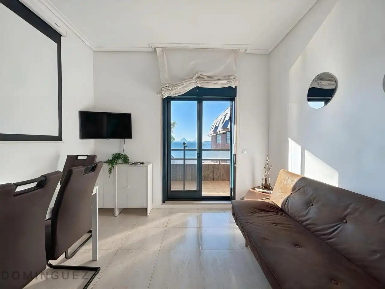 Wohnzimmer von Wohnungen zur Miete in Vigo  mit Heizung, Terrasse und Möbliert