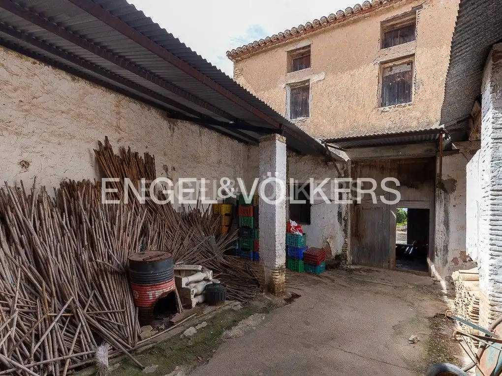 Vista exterior de Finca rústica en venda en Alzira amb Calefacció, Terrassa i Piscina