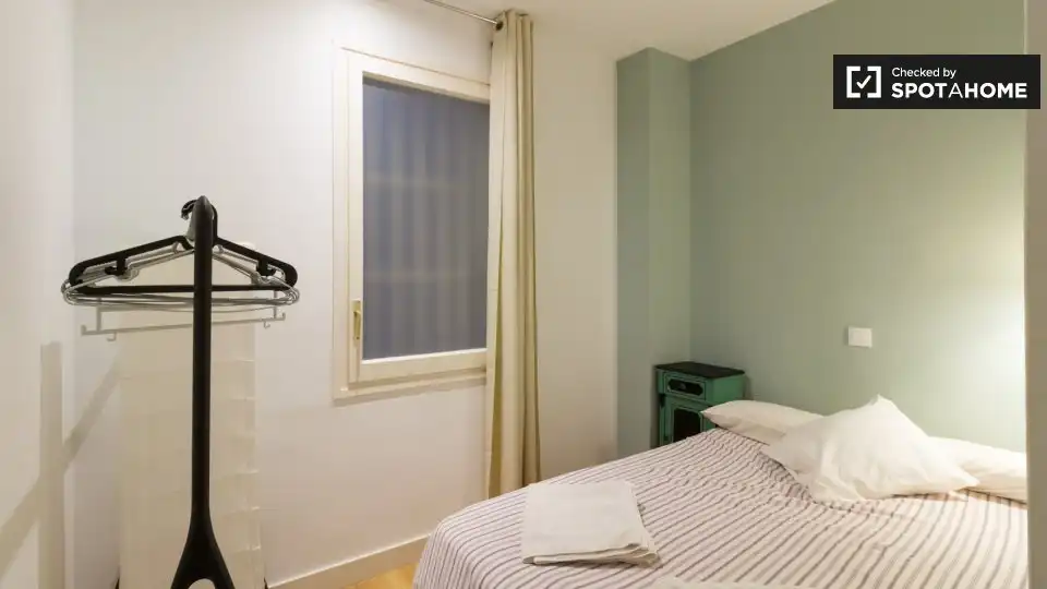 Piso con terraza en alquiler en Eixample, imagen 16