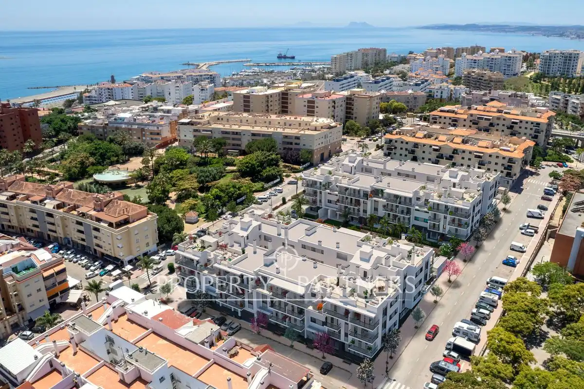 Ático con piscina en venta en Calle Carlos Cano, imagen 13