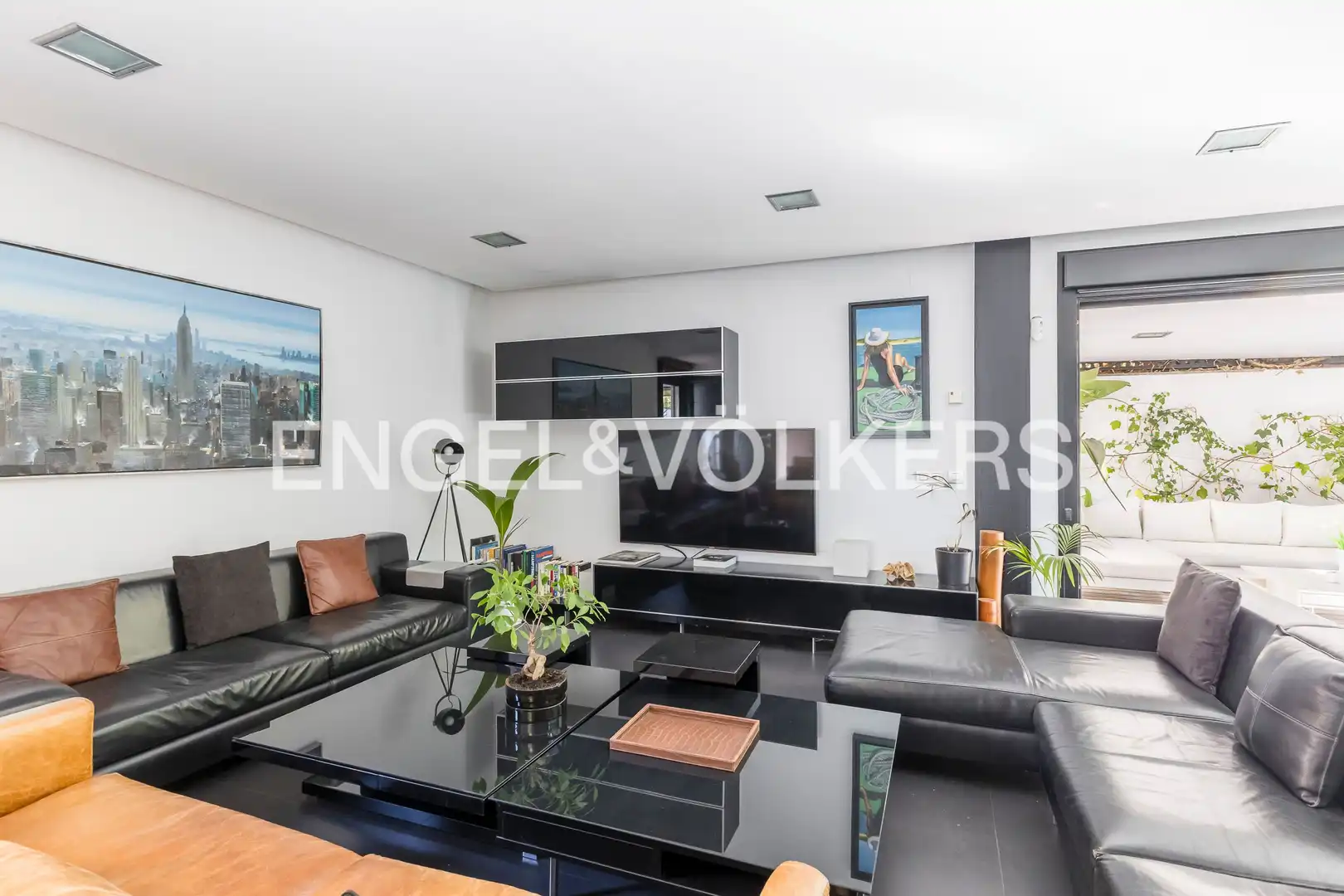 Sala de estar de Casa o chalet en venta en Madrid con Aire acondicionado, Calefacción y Jardín privado