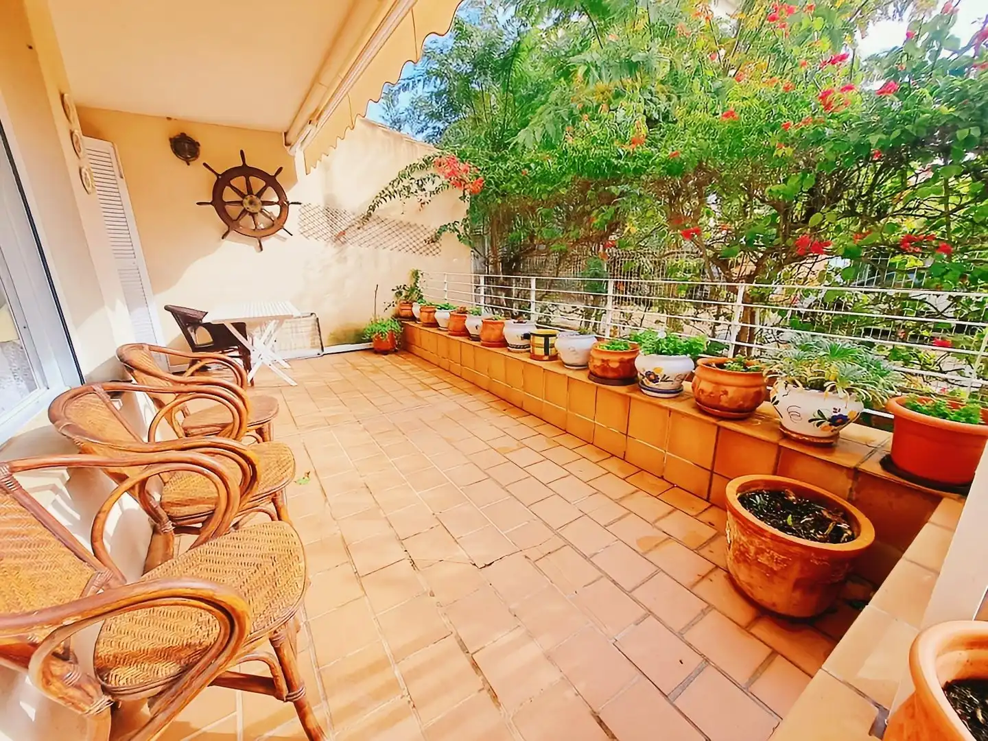 Terrasse von Erdgeschoss zum Verkauf in Calvià mit Privatgarten, Parkett und Terrasse
