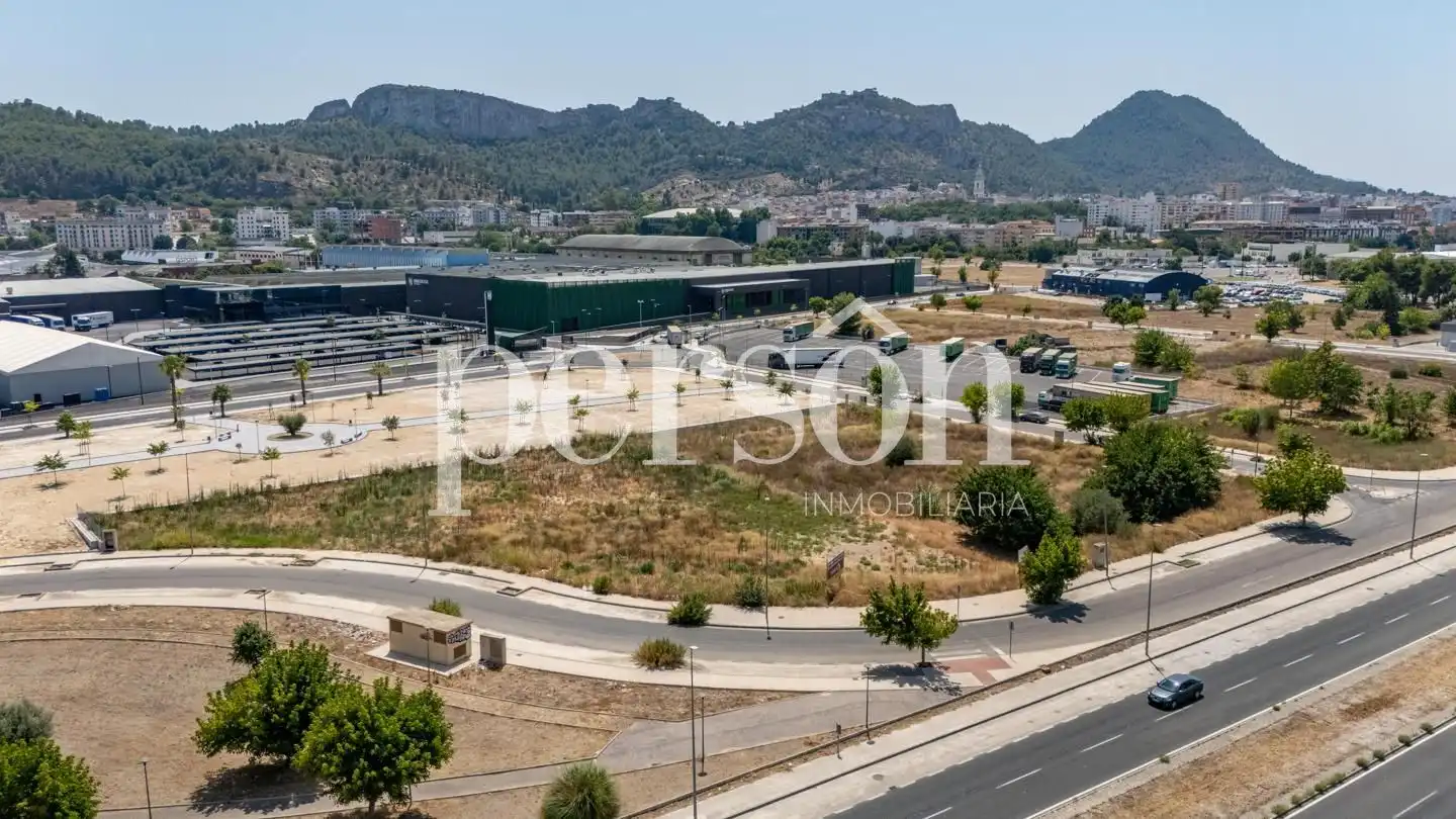 Fabrikhallen zur Miete in Xàtiva