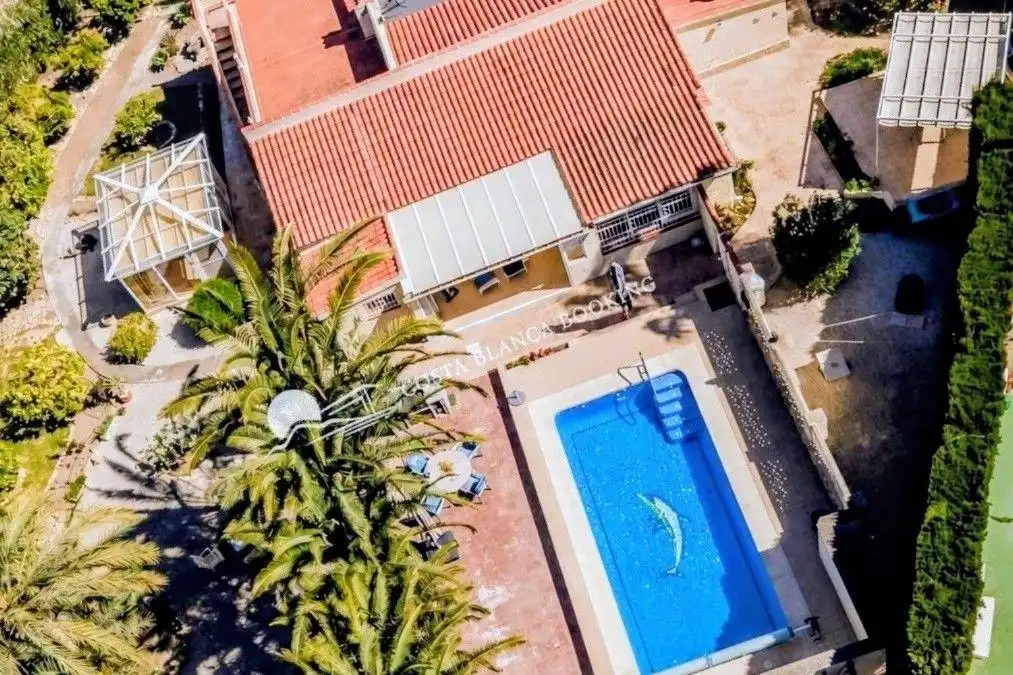 Casa amb piscina en venda a Calle Calle Thor, imagen 4