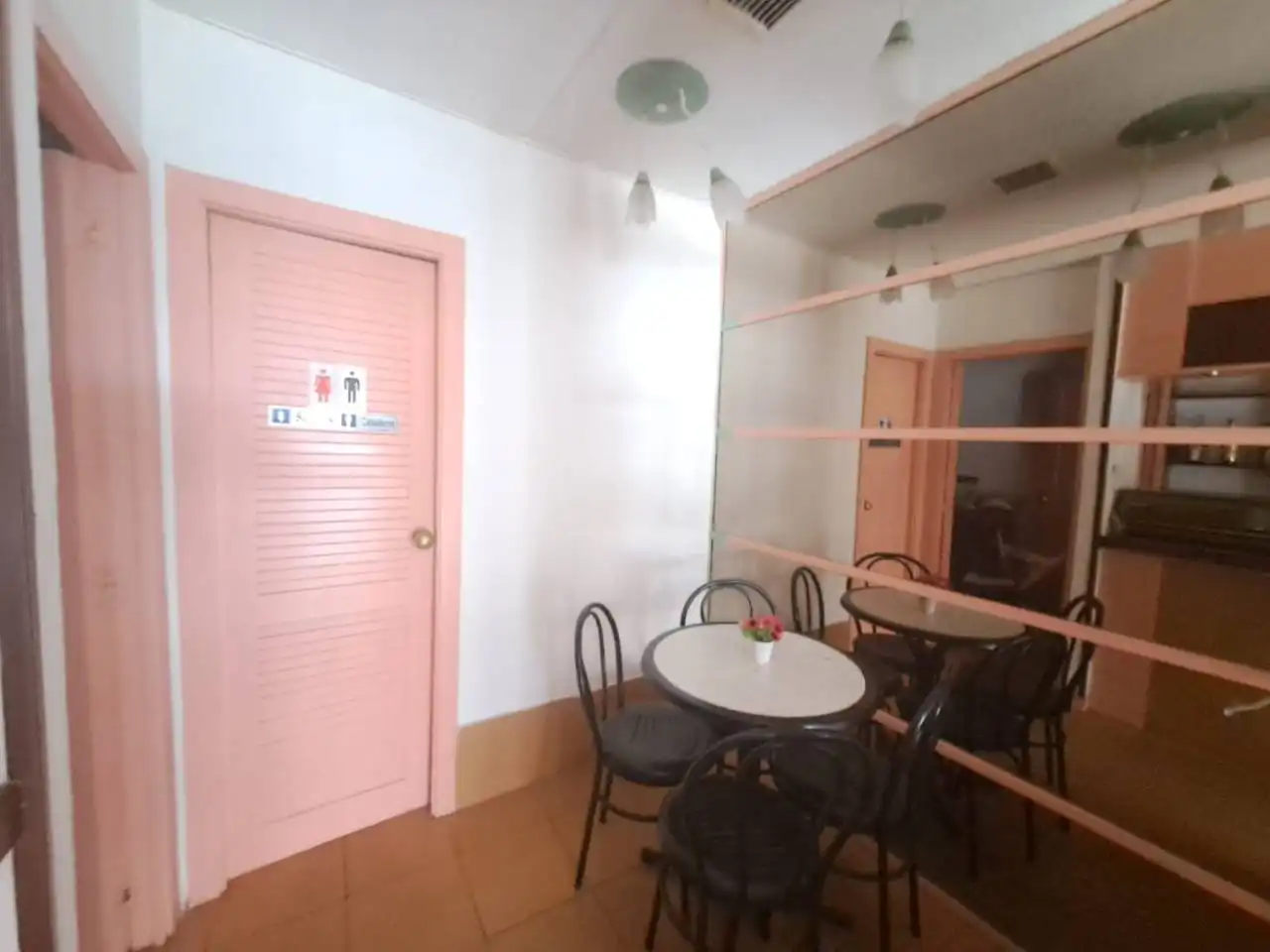 Local comercial en venta en Calle Luis Alberdi, imagen 4