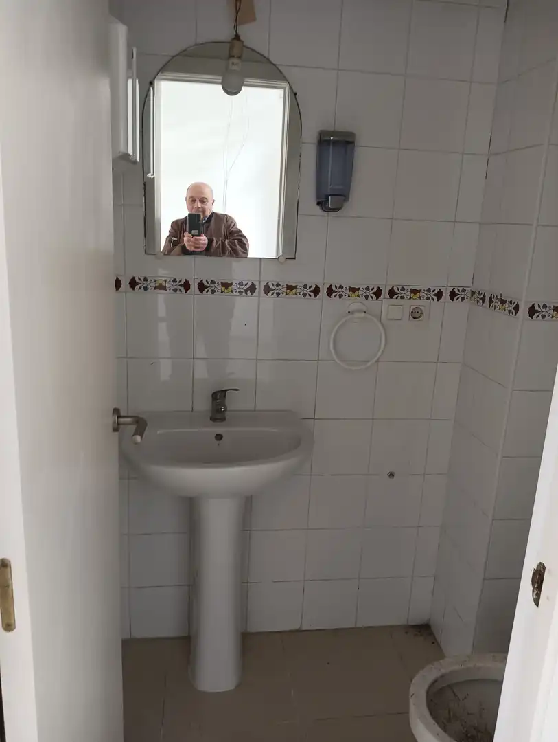 Baño de Local de alquiler en El Puerto de Santa María