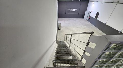 Foto 2 von Fabrikhallen zur Miete in Montserrat - Vilardell, Terrassa