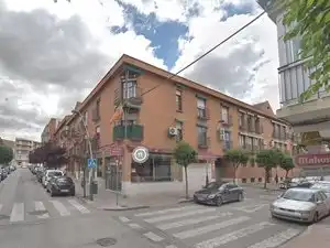 Vista exterior de Local en venda en Aranjuez amb Calefacció