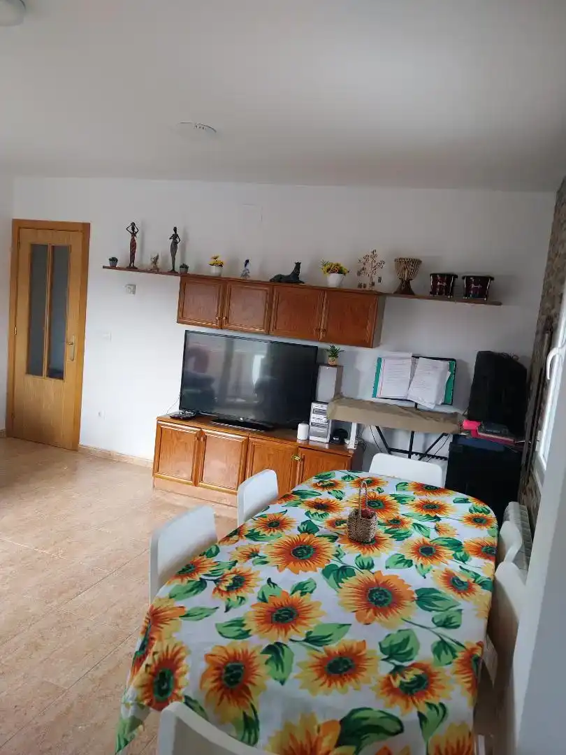Sala d'estar de Pis en venda en Arcas del Villar amb Balcó