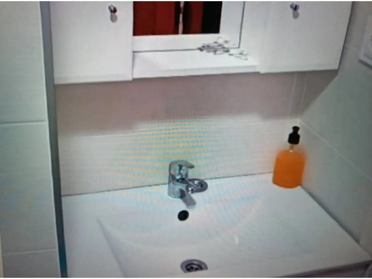 Bathroom of Flat for sale in Ourense Capital   with Heating and Parquet flooring