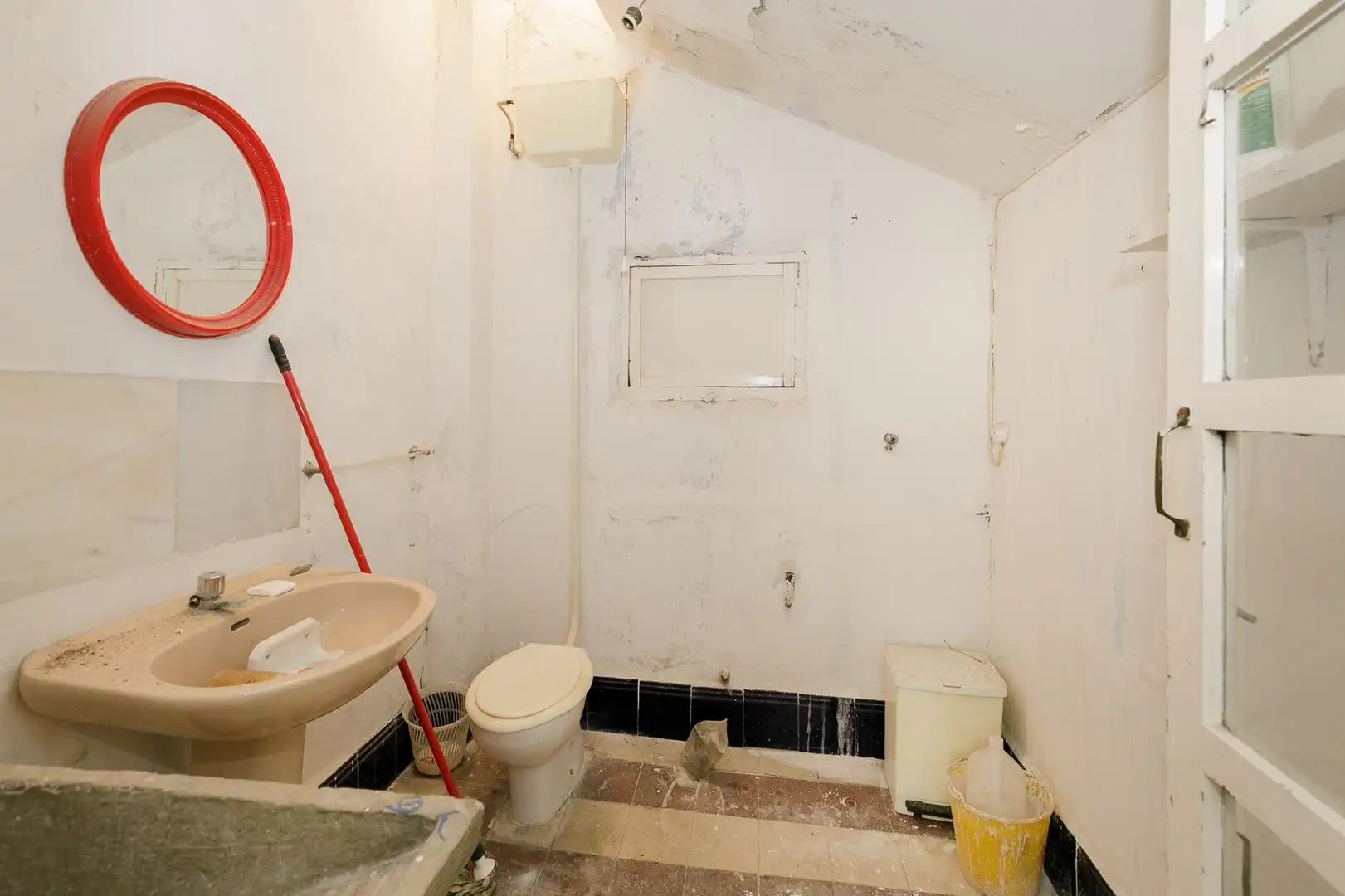 Baño de Edificio en venta en Baza