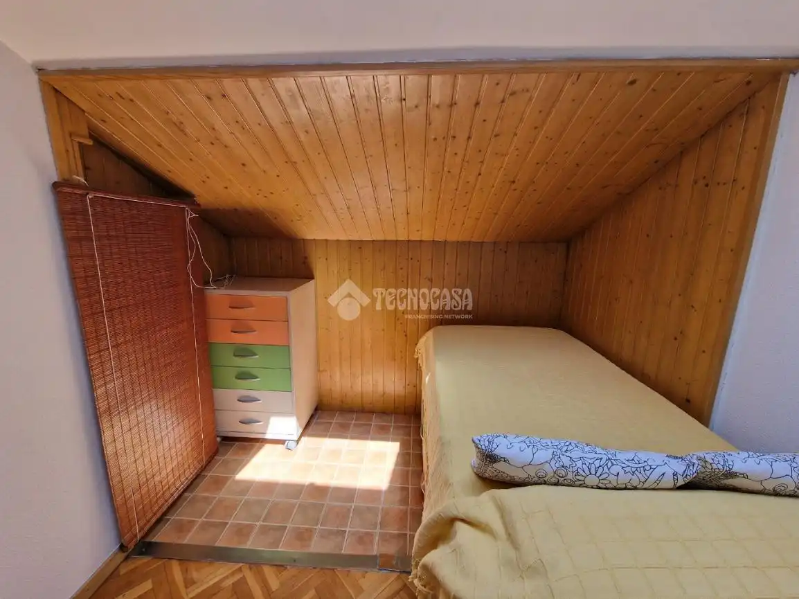 Dormitori de Pis de lloguer en Alcorcón amb Aire condicionat, Calefacció i Parquet