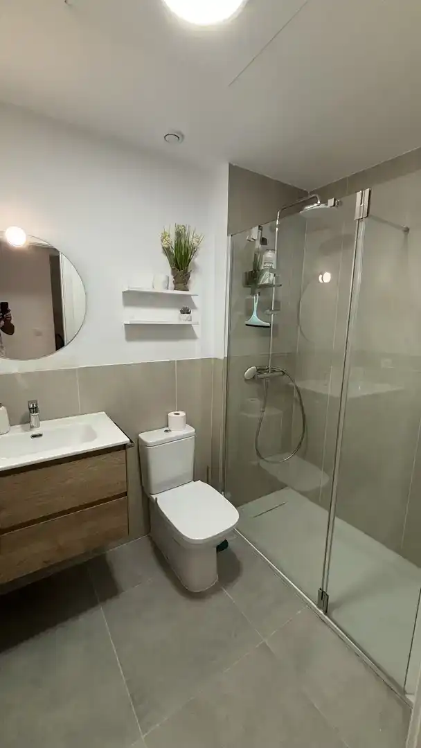 Badezimmer von Wohnung zur Miete in Tarifa mit Möbliert und Balkon