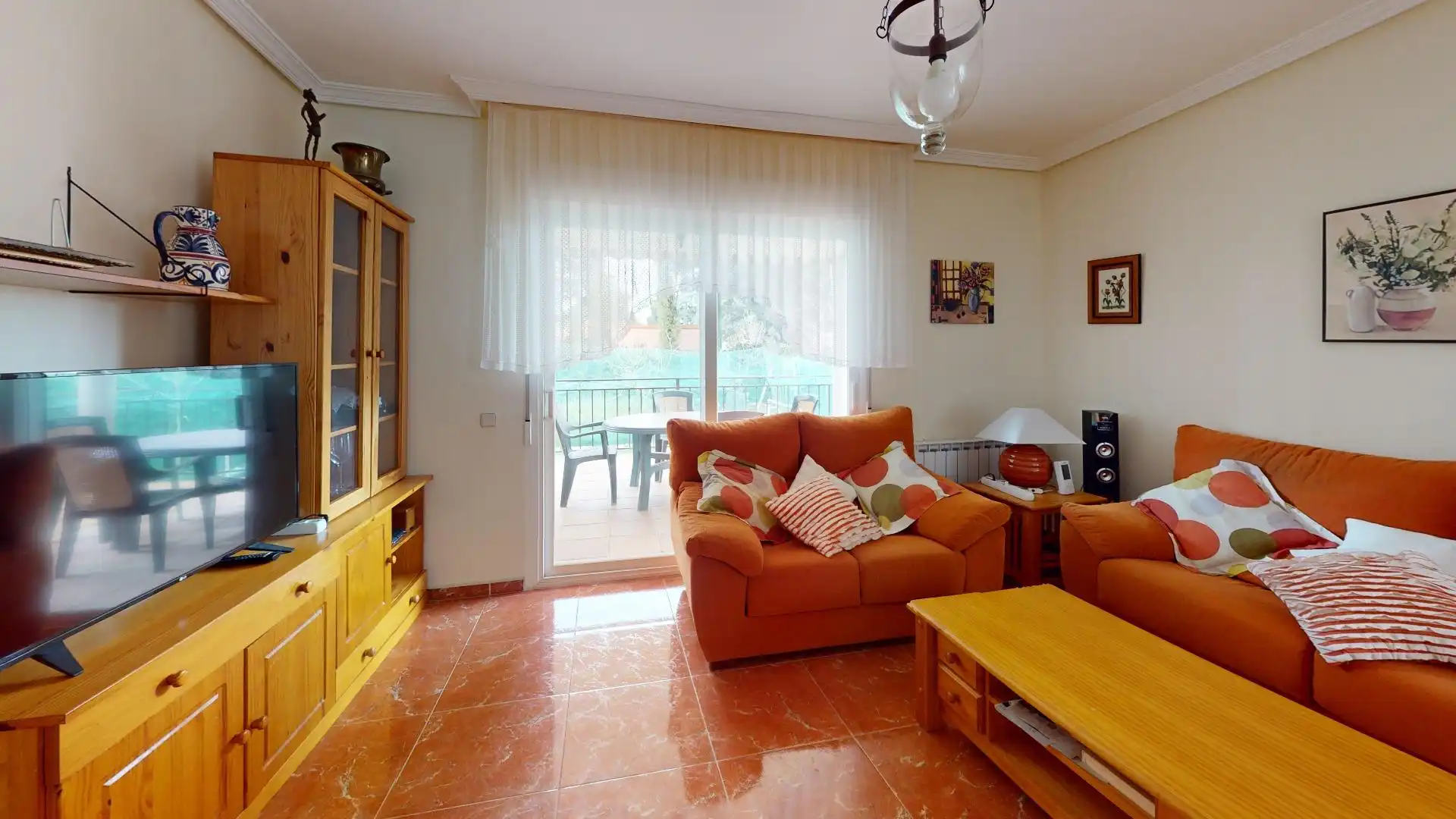 Sala de estar de Casa o chalet en venta en Chiloeches con Calefacción