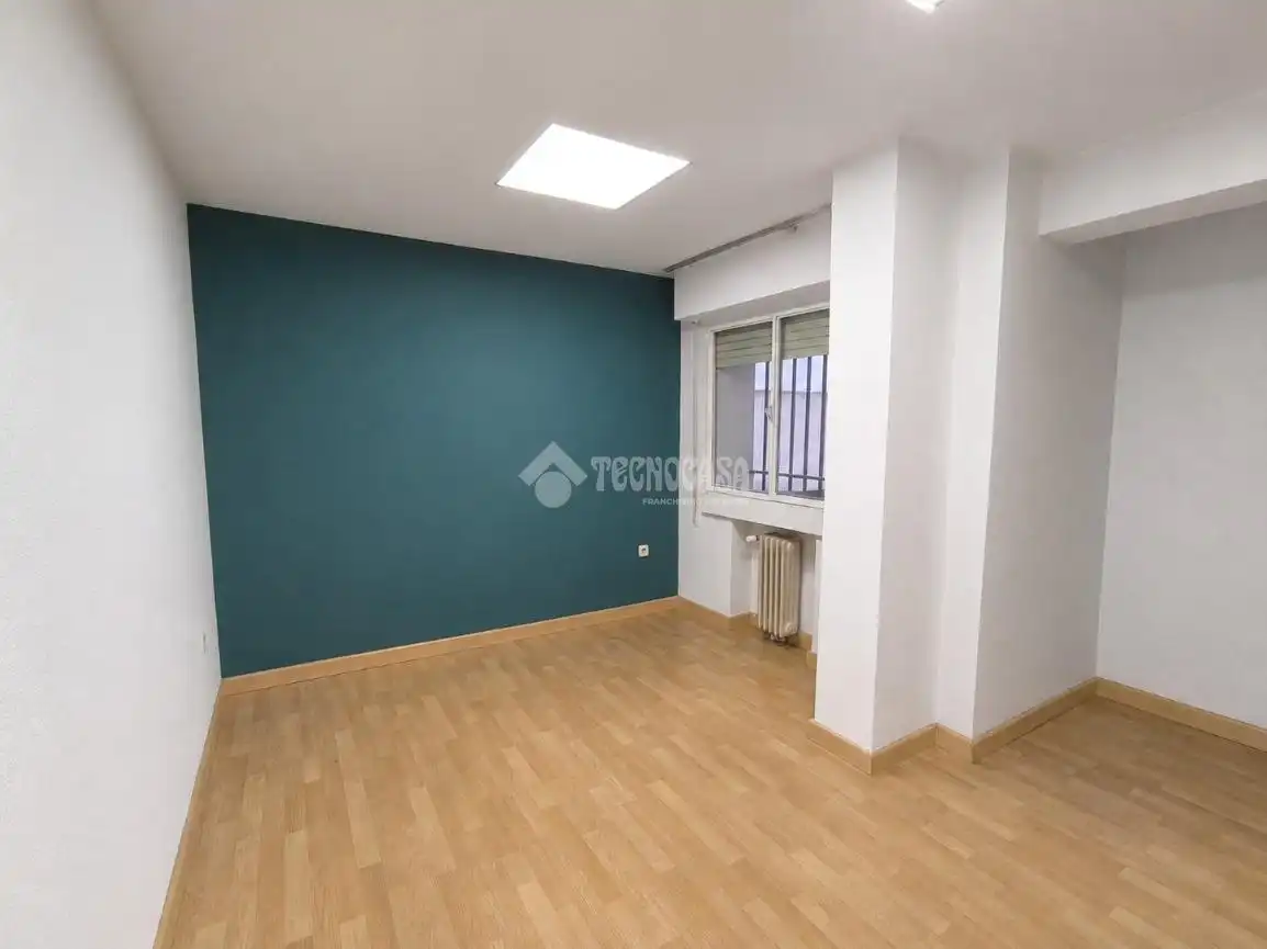Piso en venta en Alcalá de Henares con Aire acondicionado, Calefacción y Terraza