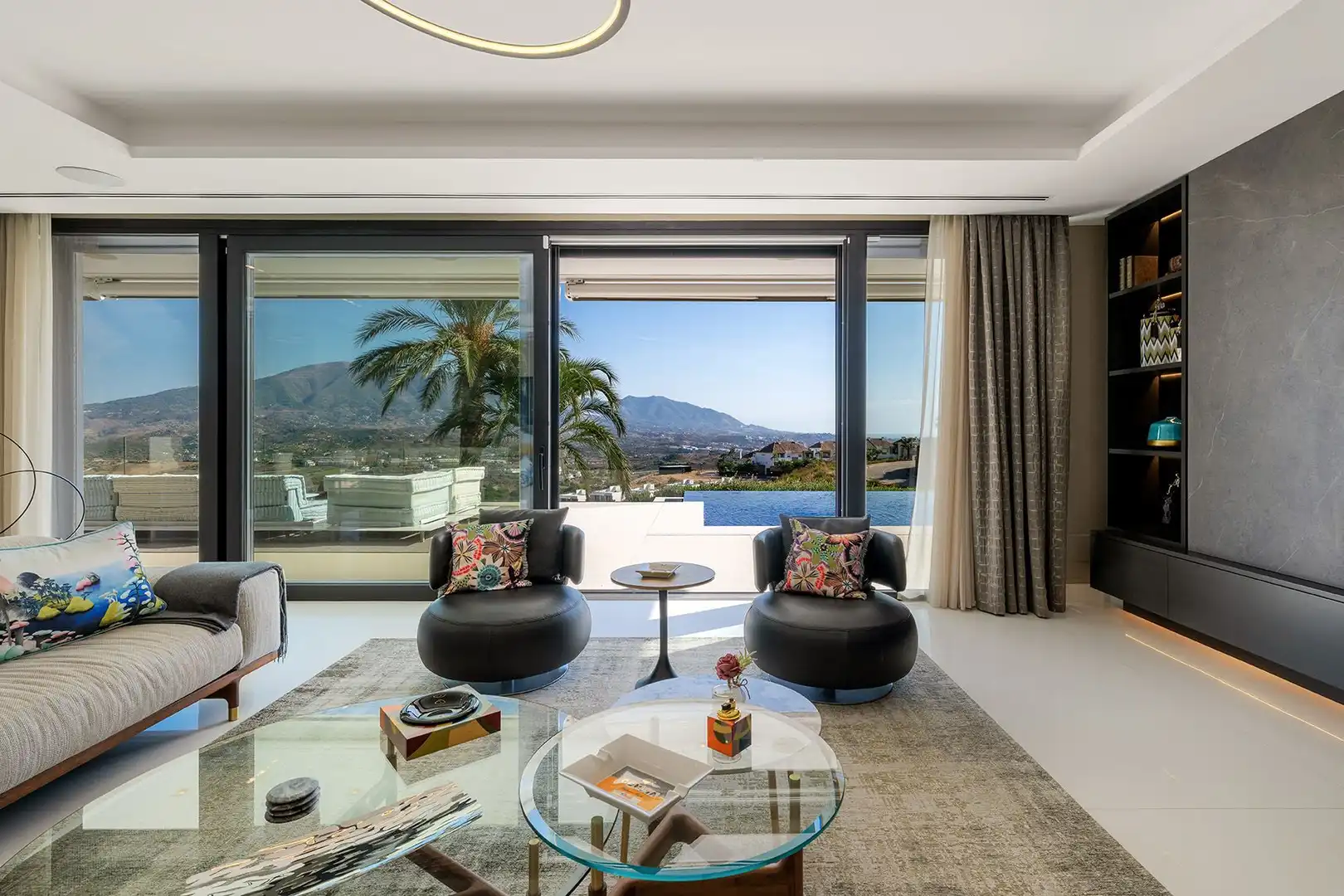 Sala d'estar de Casa o xalet en venda en La Cala Golf - Lagar Martell