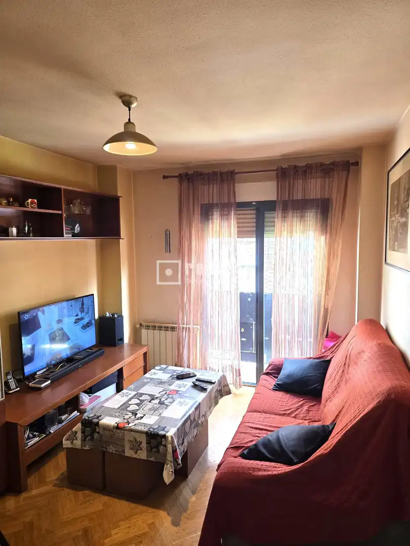 Schlafzimmer von Wohnungen zum Verkauf in  Madrid Capital mit Heizung, Parkett und Terrasse