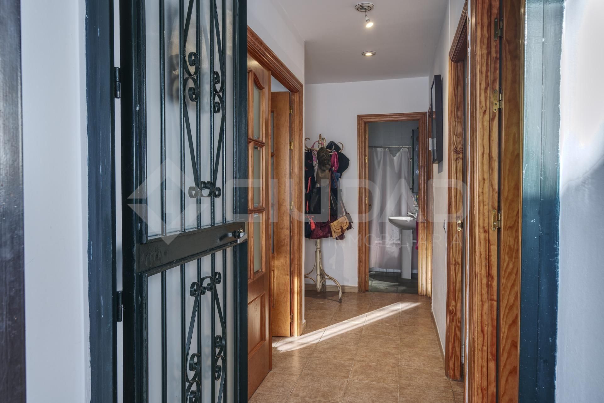 Flat for sale in Gelves  with Air Conditioner