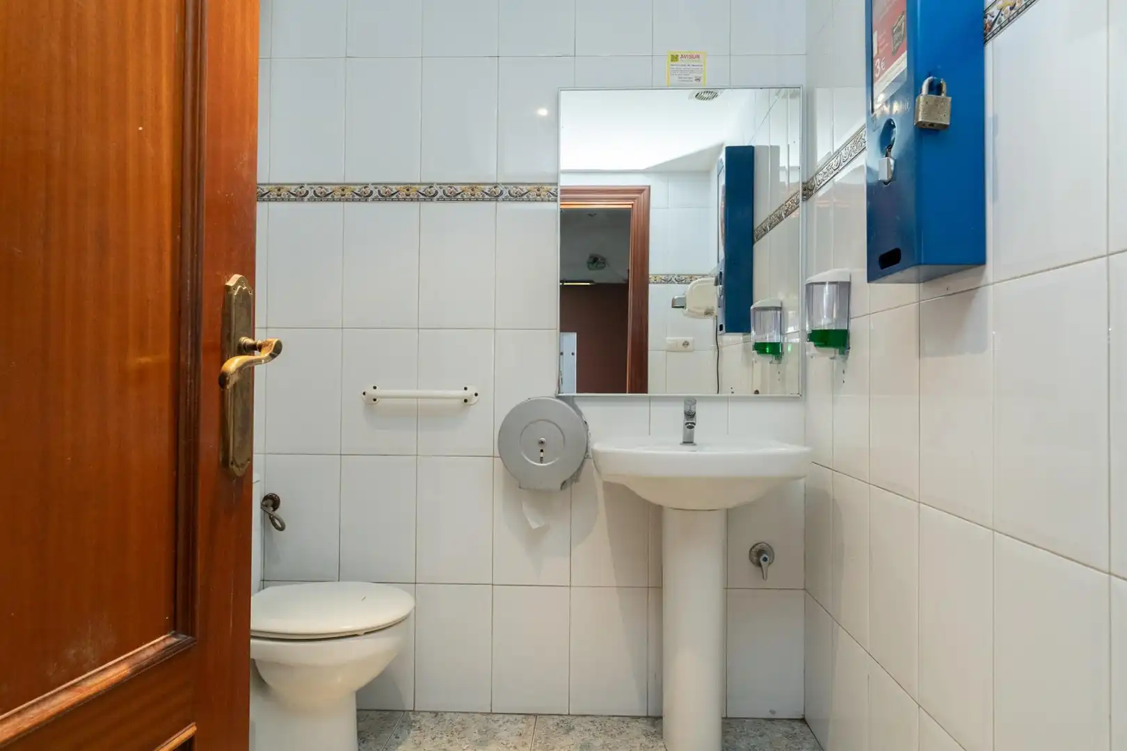 Baño de Edificio en venta en Motril