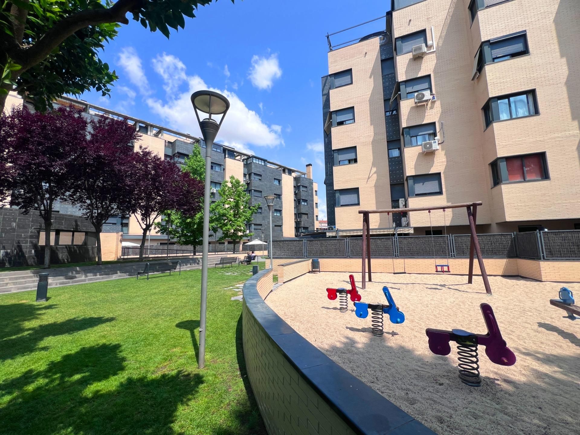Flat for sale in Hispanoamérica - Comunidades