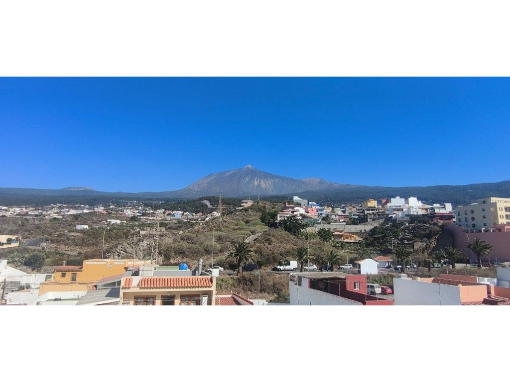 Exterior view of Flat for sale in Icod de los Vinos  with Terrace and Swimming Pool