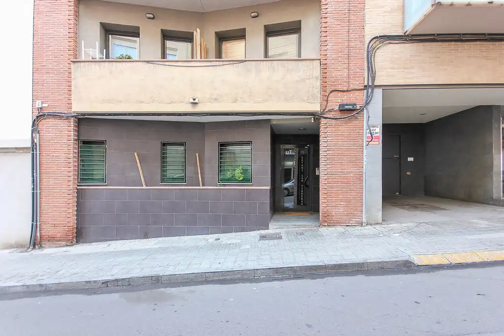 Exterior view of Flat for sale in Terrassa