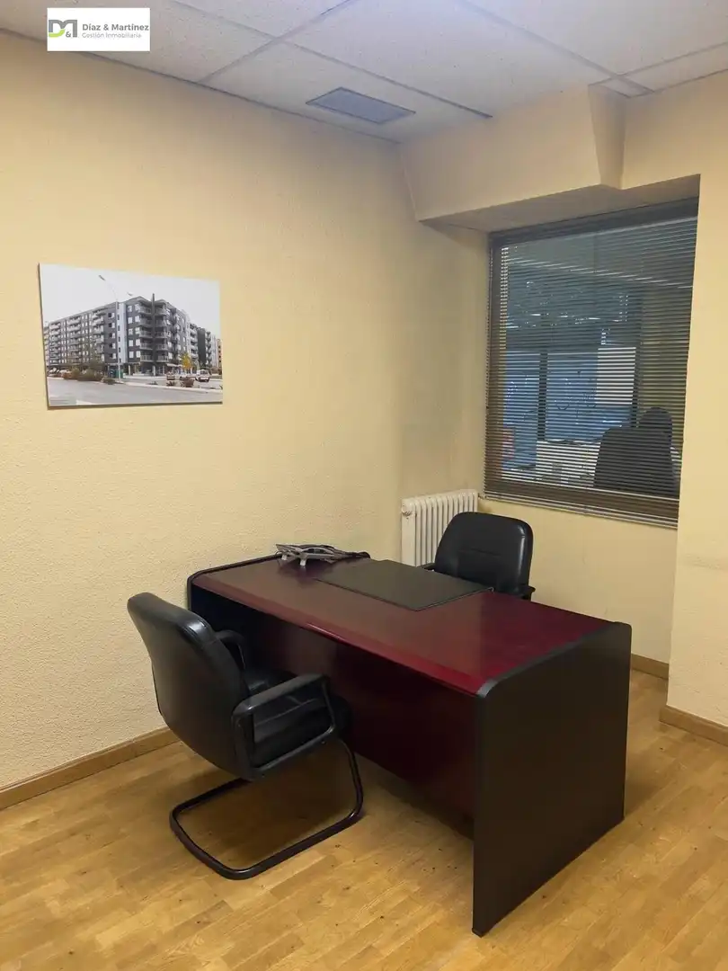 Local comercial en venda a San Claudio - La Chantría, imagen 12