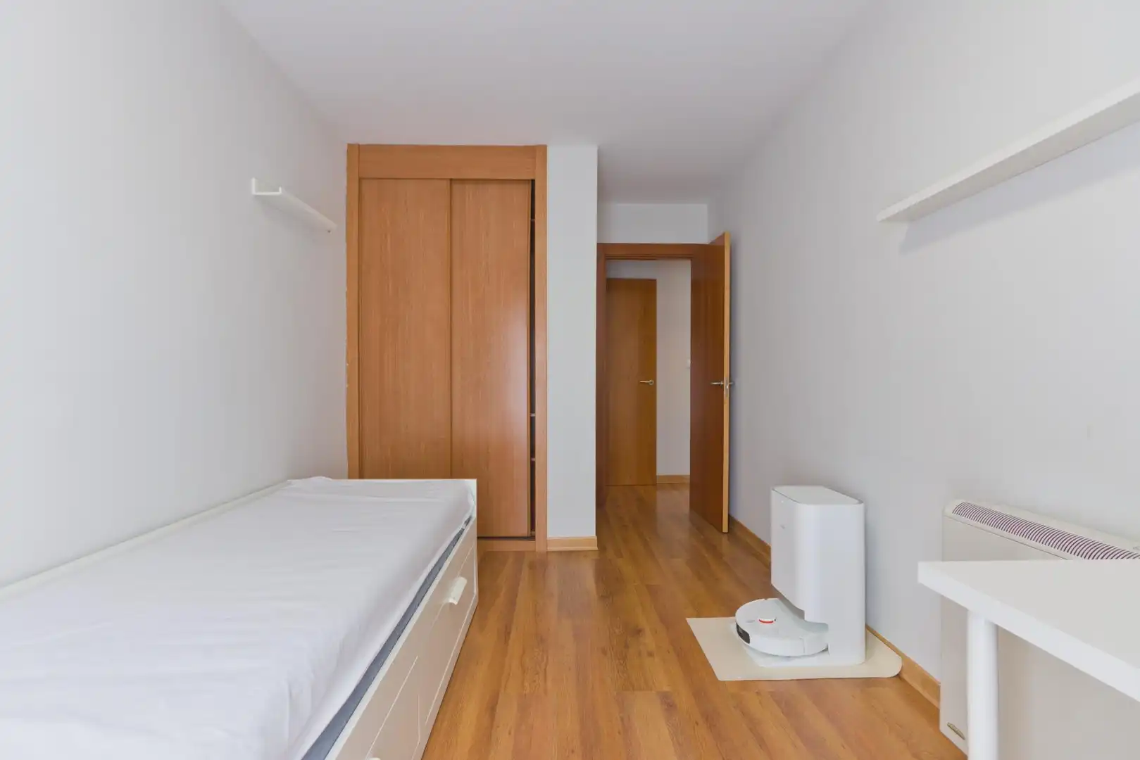 Bedroom of Flat for sale in Armilla  with Air Conditioner, Heating and Storage room