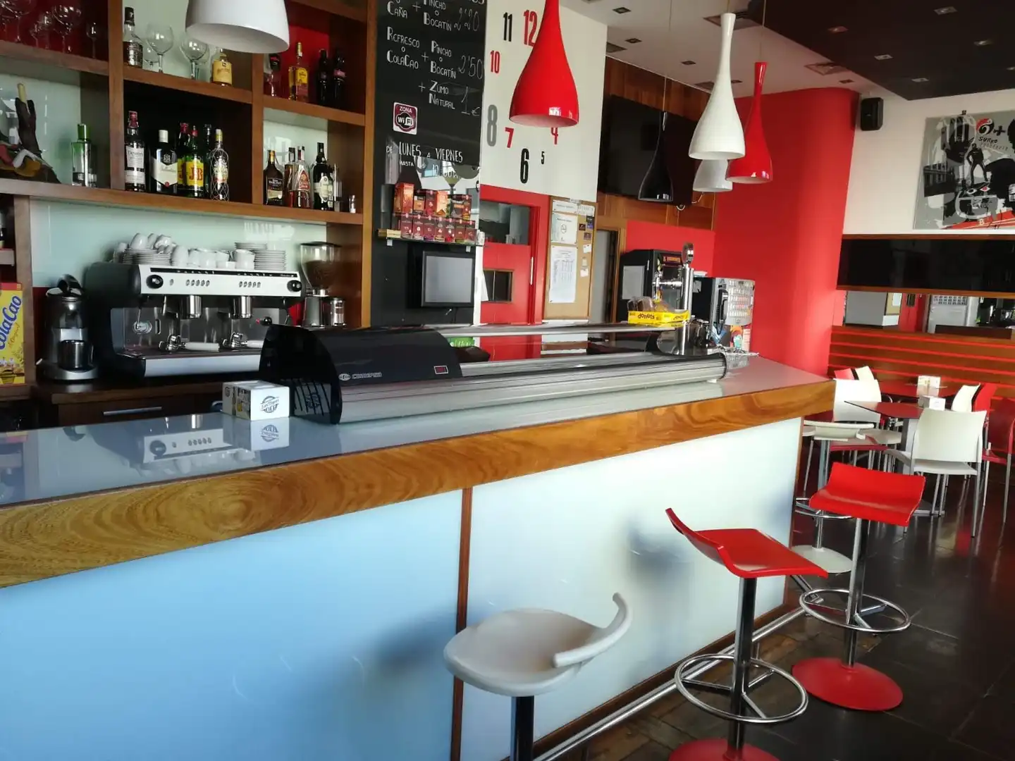 Commercial properties for rent in Calle Hornillos, Universidad - Las Huelgas