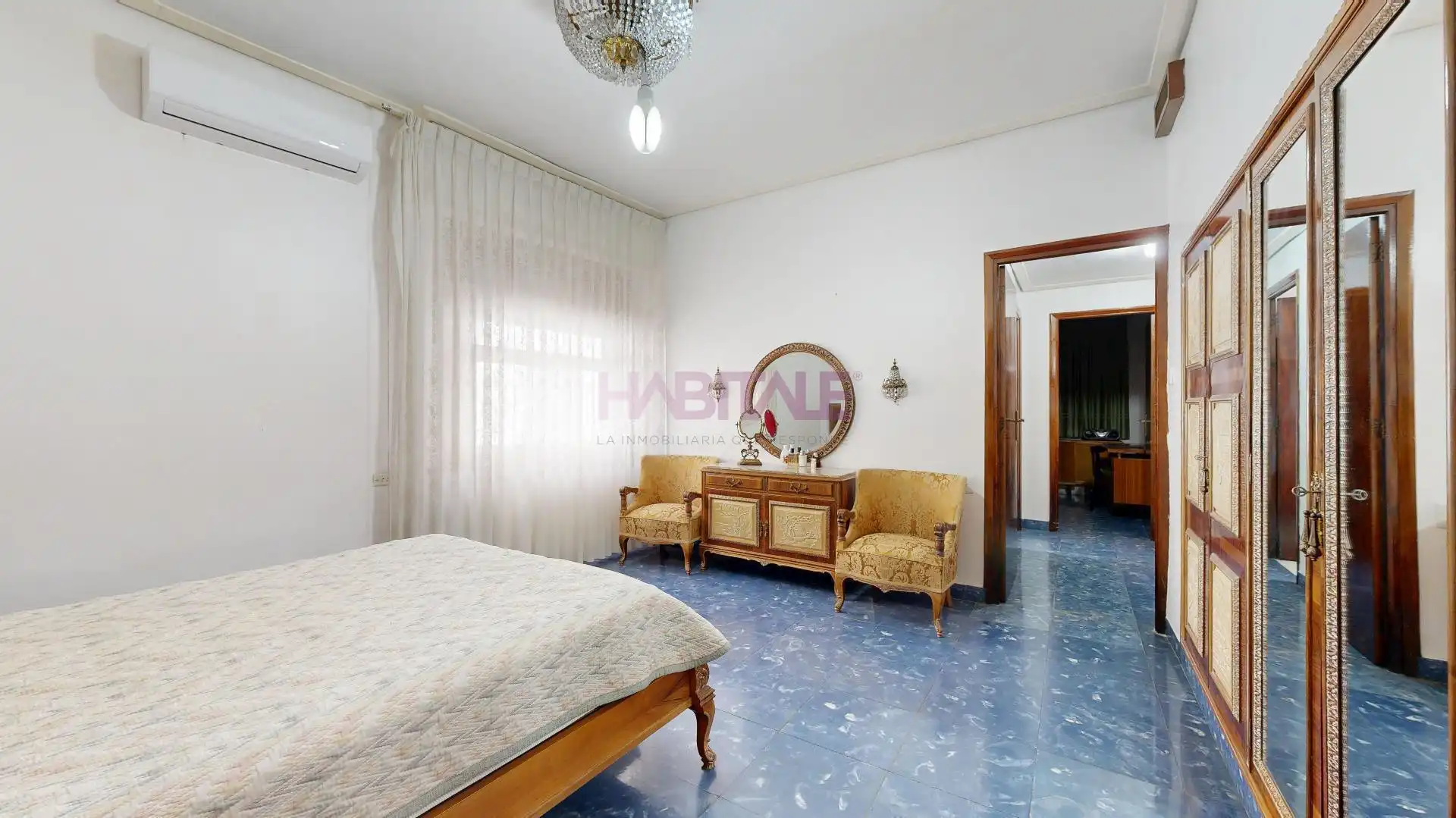 Habitación de Casa o chalet en venta en Torrent con Terraza, Trastero y Piscina