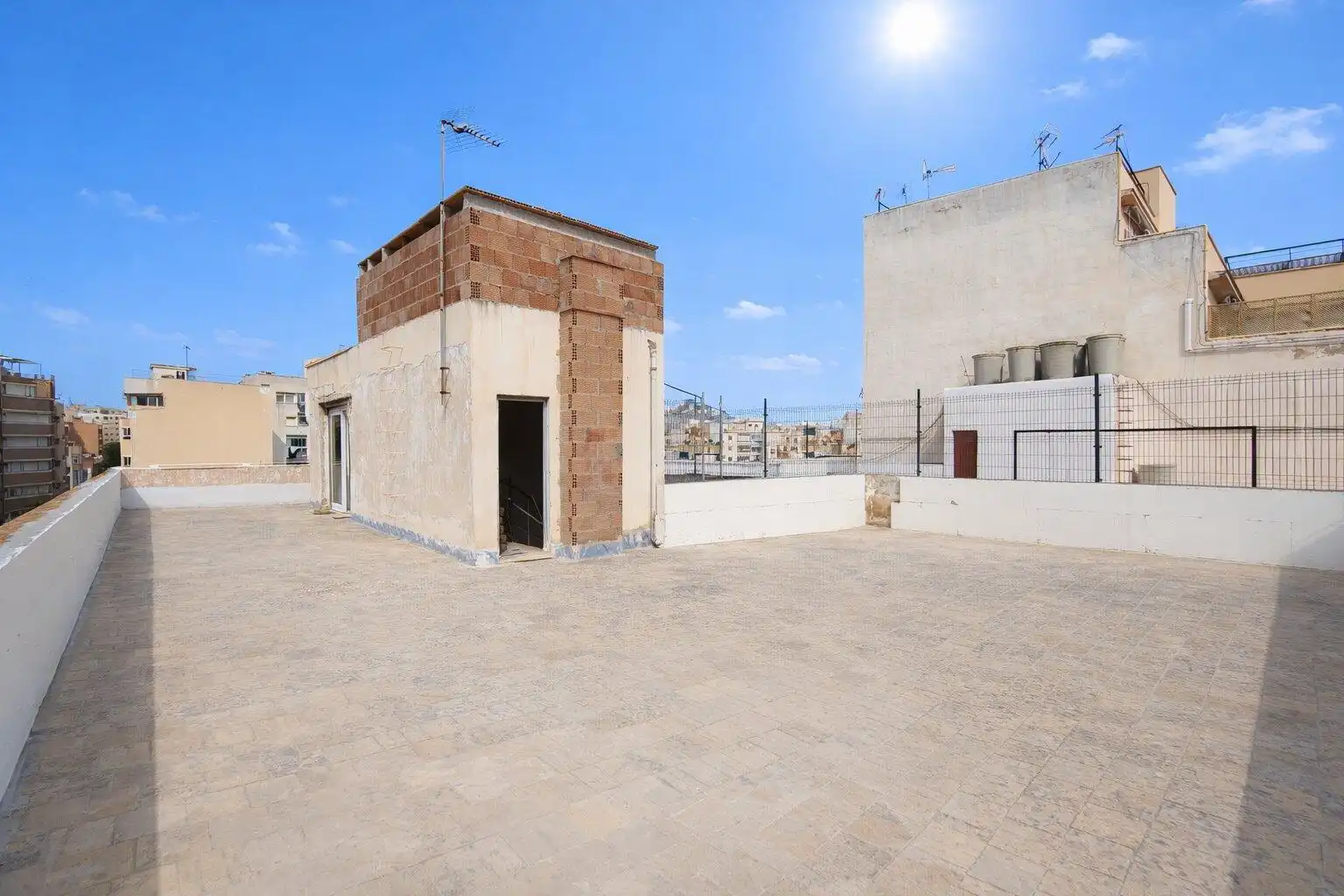 Vista exterior de Apartamento en venta en  Palma de Mallorca con Aire acondicionado y Balcón