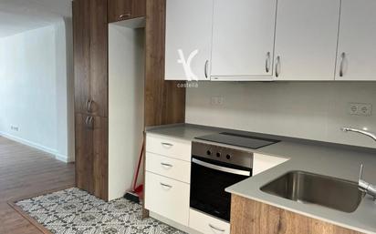 Kitchen of Flat to rent in Premià de Mar  with Air Conditioner