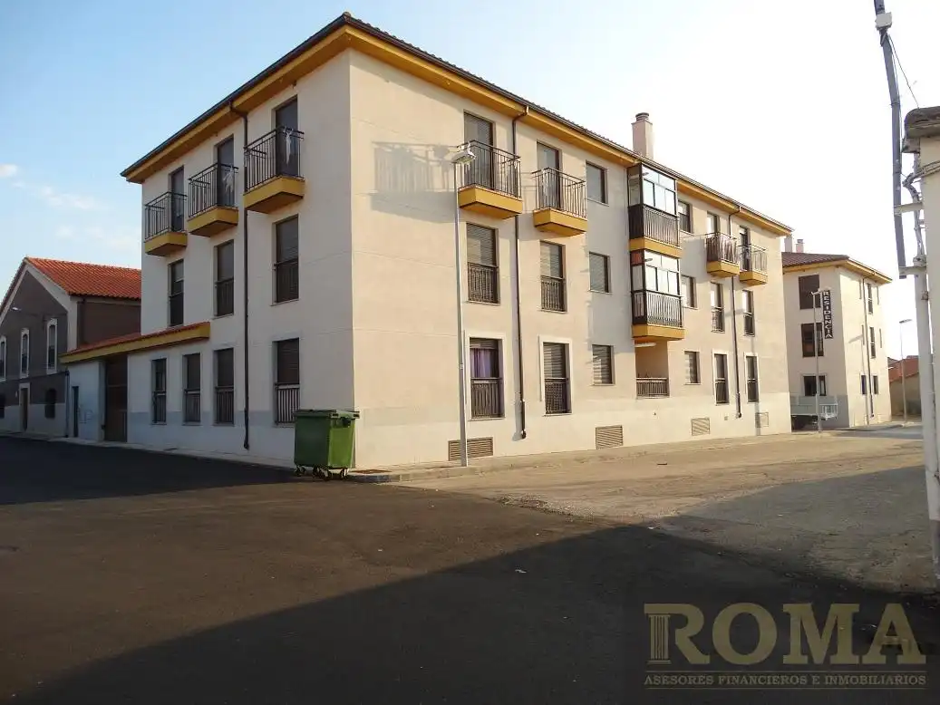 Dúplex con ascensor en venta en La Fuente de San Esteban, imagen 7
