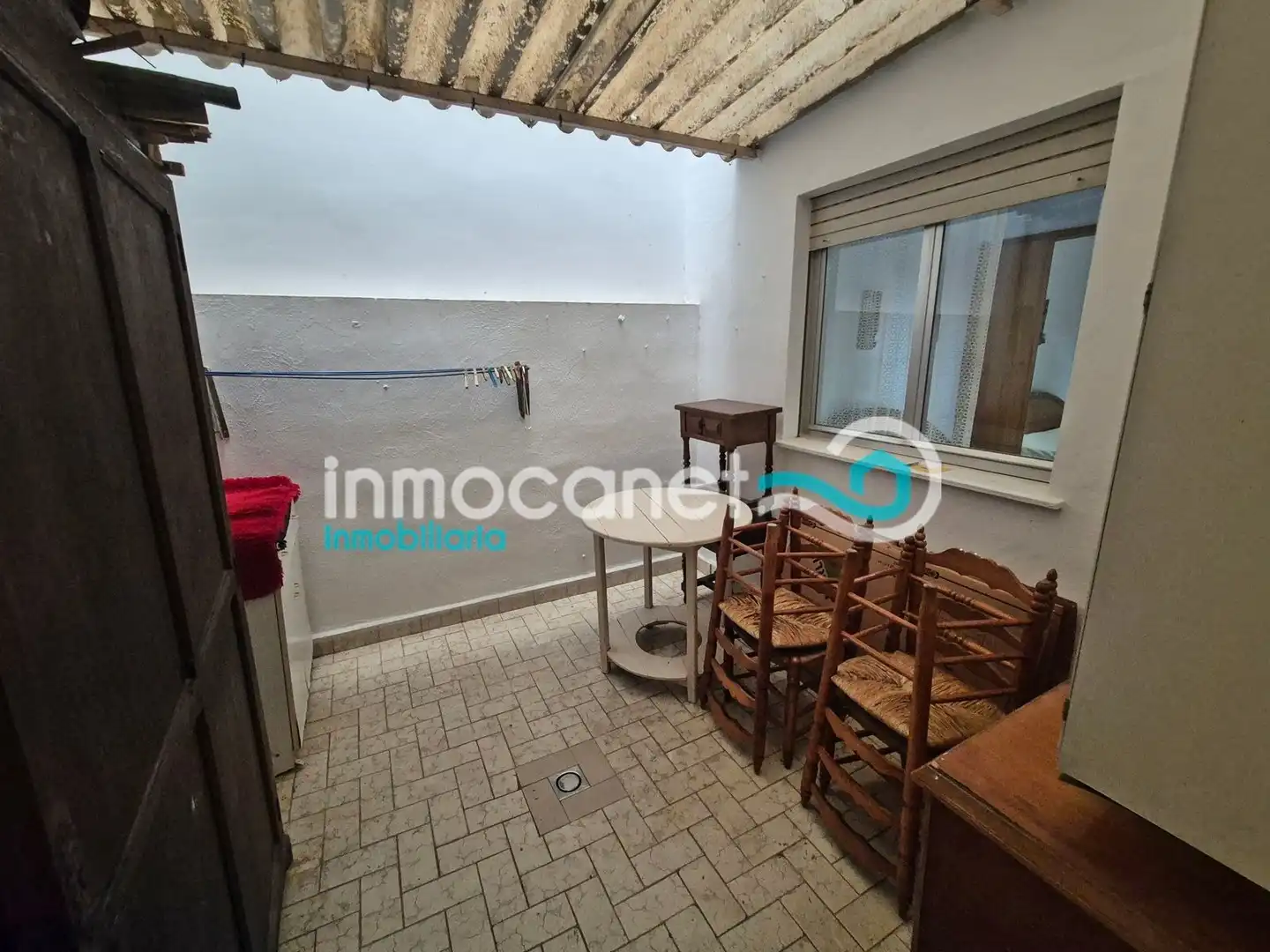 Wohnungen zum Verkauf in Oliva mit Klimaanlage, Terrasse und Balkon