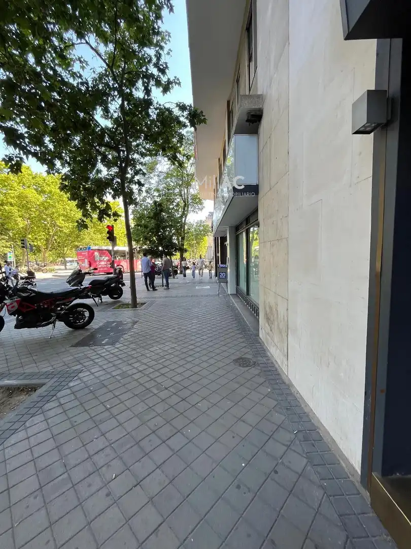 Local comercial en traspàs a de la Castellana, imagen 14