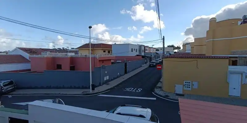 Vista exterior de Casa adosada en venta en Telde con Terraza, Trastero y Amueblado