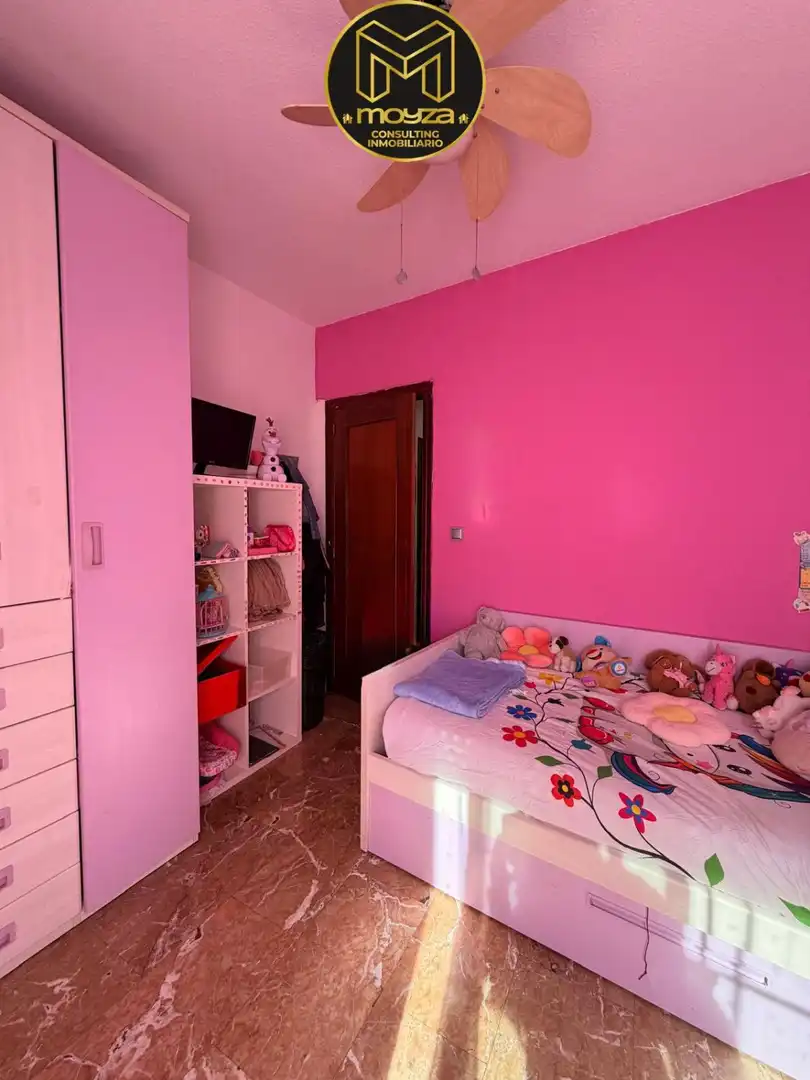 Habitación de Casa o chalet en venta en Jaén con Aire acondicionado, Calefacción y Terraza